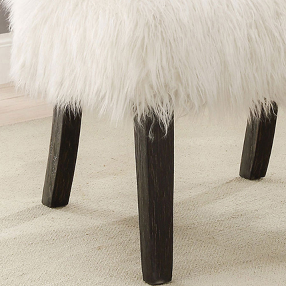 Pardeep Accent Chair White/Black