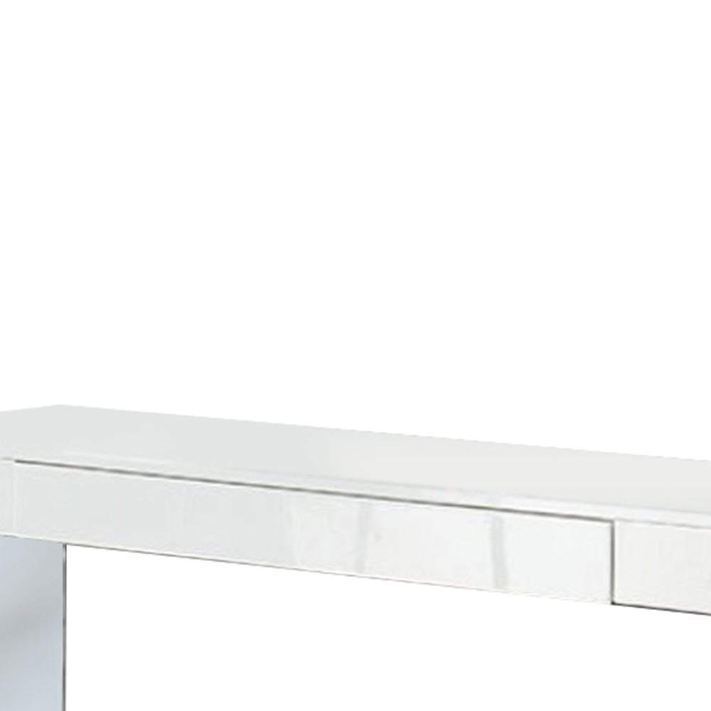 Sabugal 70" TV Stand in White finish