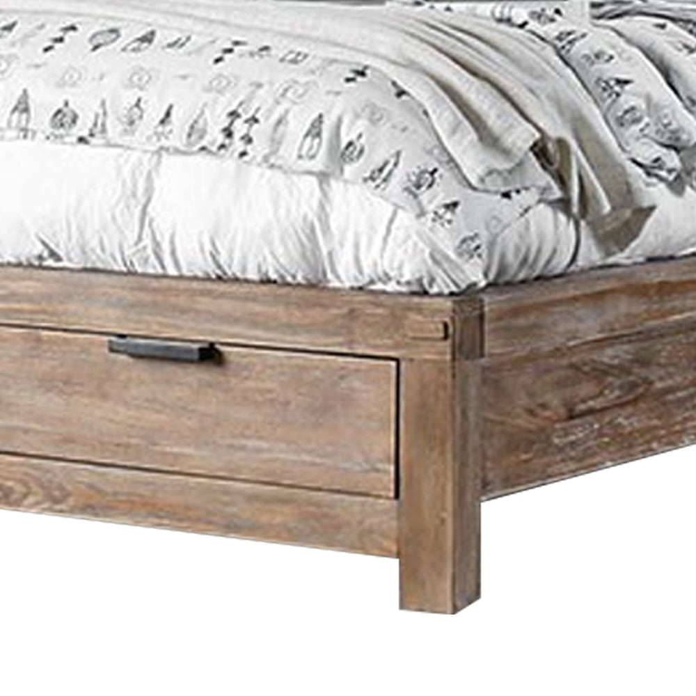 Wynton E.King Bed Weathered Light Oak